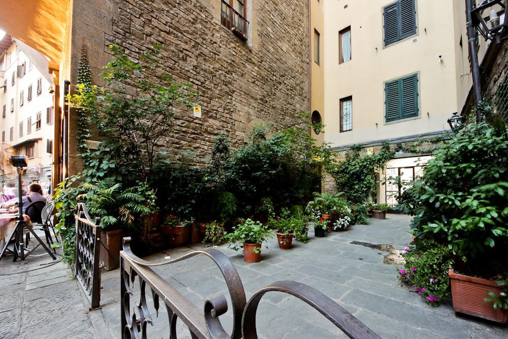 Ferienwohnung Ponte Vecchio Tower Florenz Exterior foto