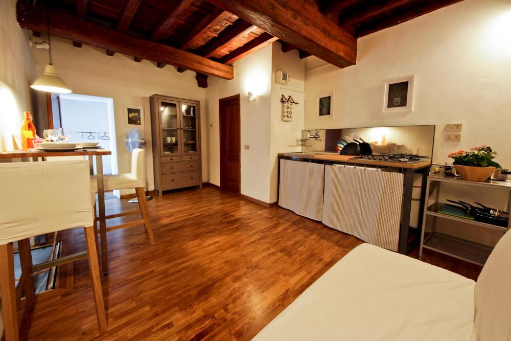 Ferienwohnung Ponte Vecchio Tower Florenz Exterior foto